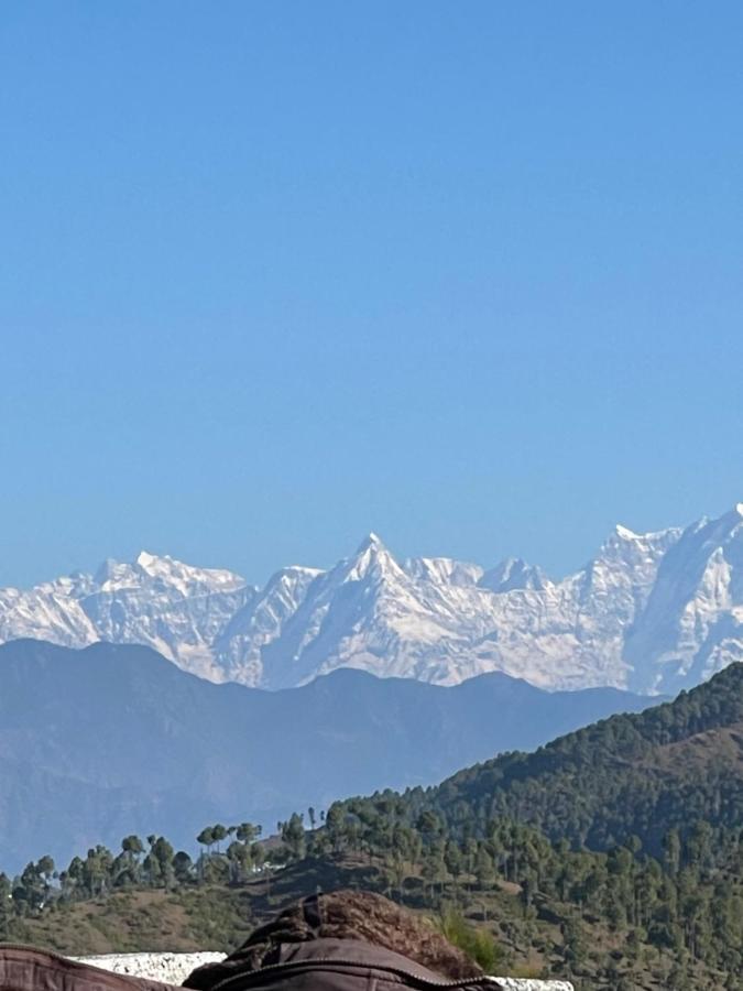 Bsr Farms Resort Pauri Eksteriør billede