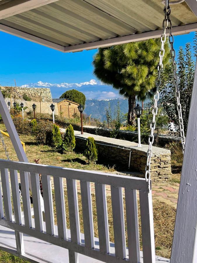 Bsr Farms Resort Pauri Eksteriør billede