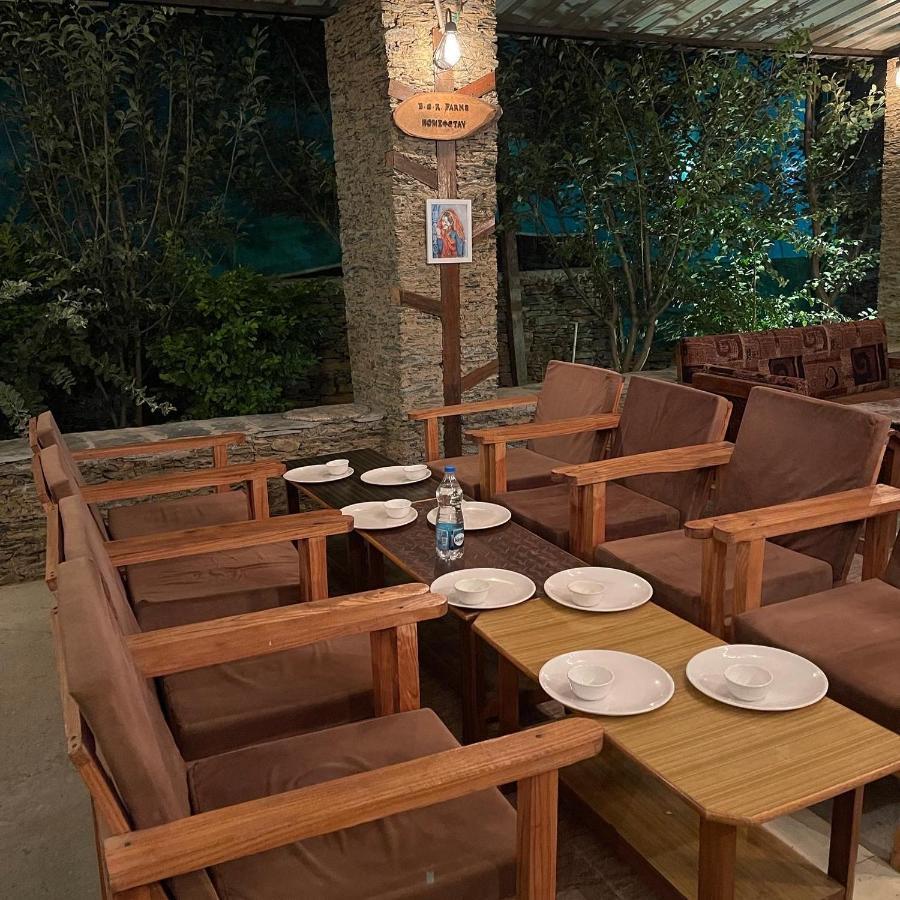 Bsr Farms Resort Pauri Eksteriør billede