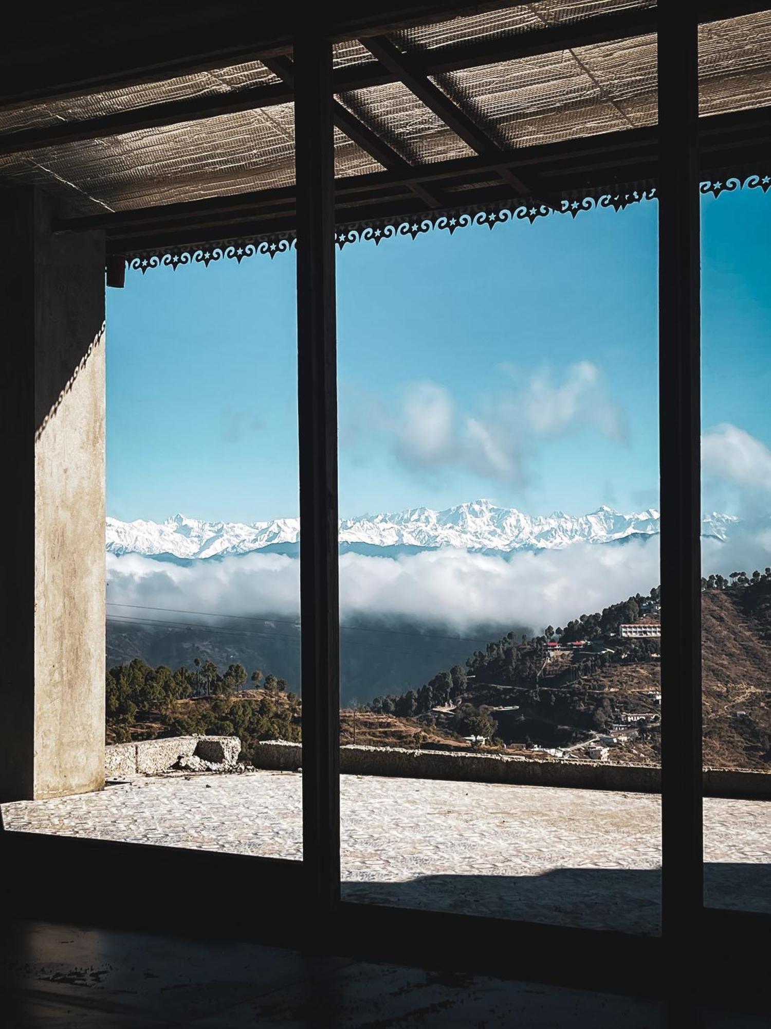 Bsr Farms Resort Pauri Eksteriør billede
