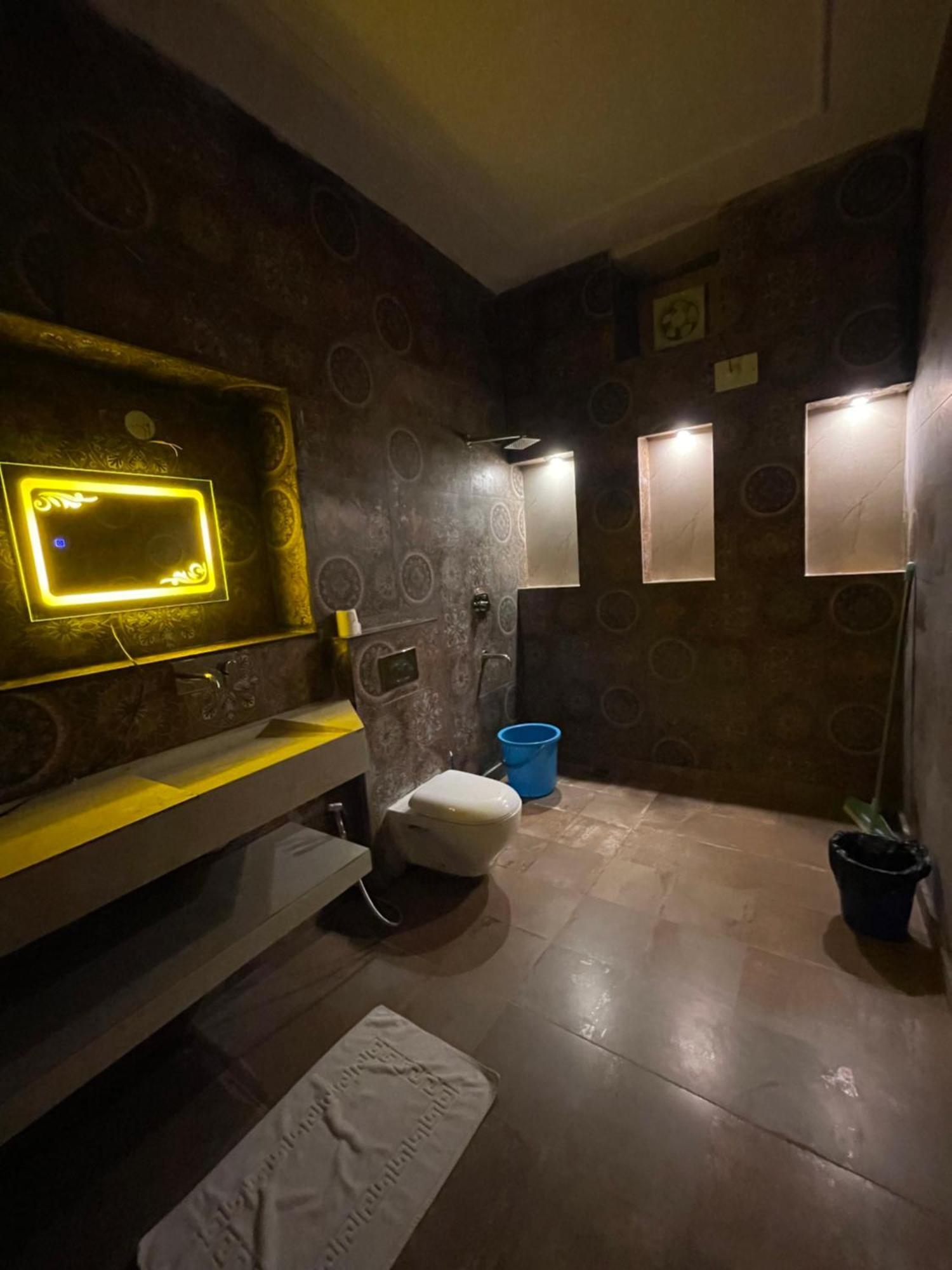 Bsr Farms Resort Pauri Eksteriør billede