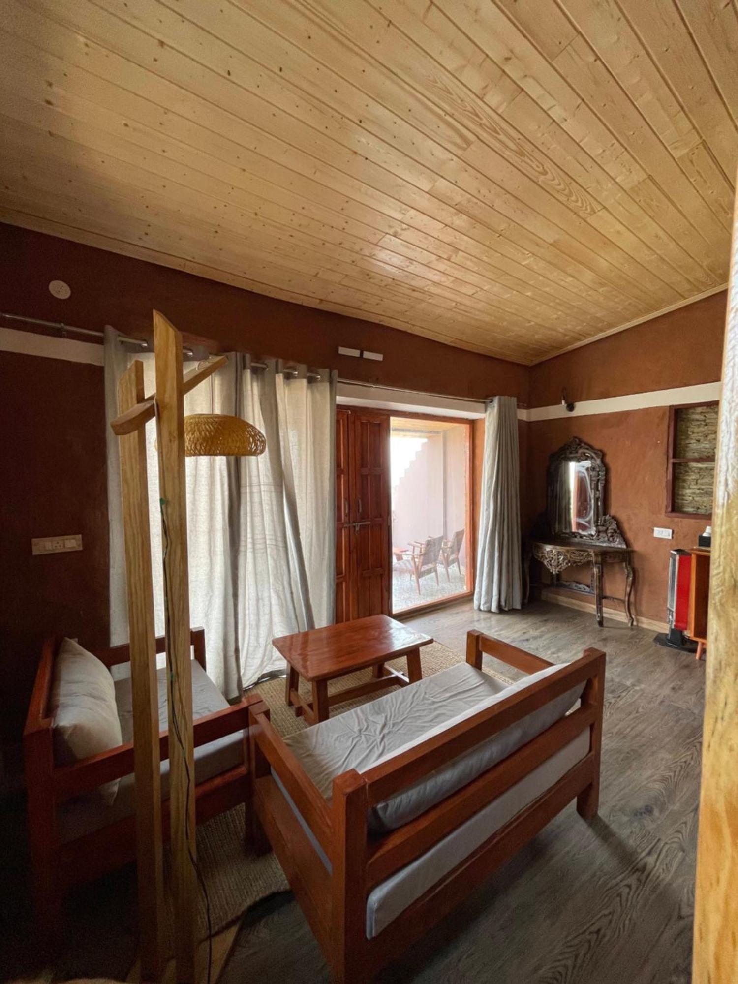 Bsr Farms Resort Pauri Eksteriør billede