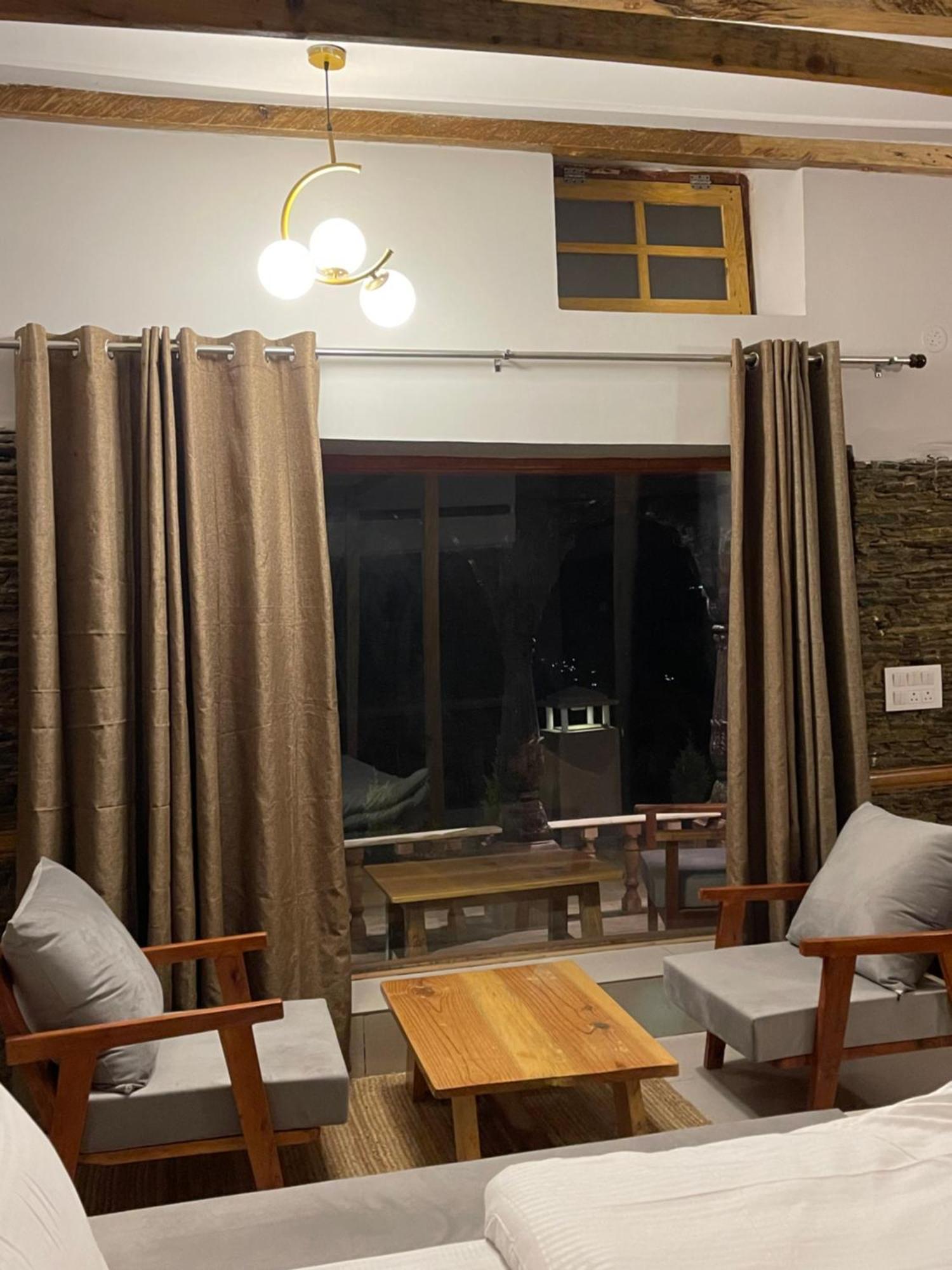 Bsr Farms Resort Pauri Eksteriør billede