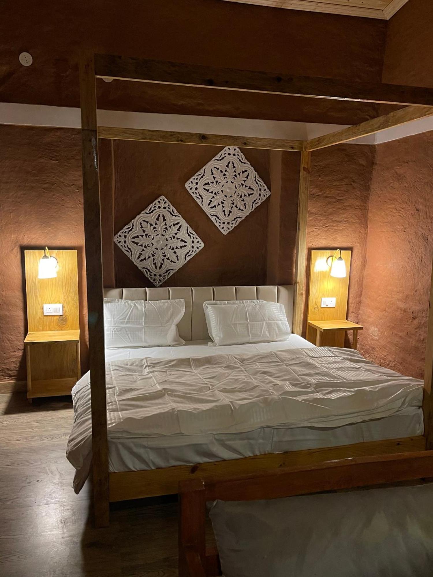 Bsr Farms Resort Pauri Eksteriør billede